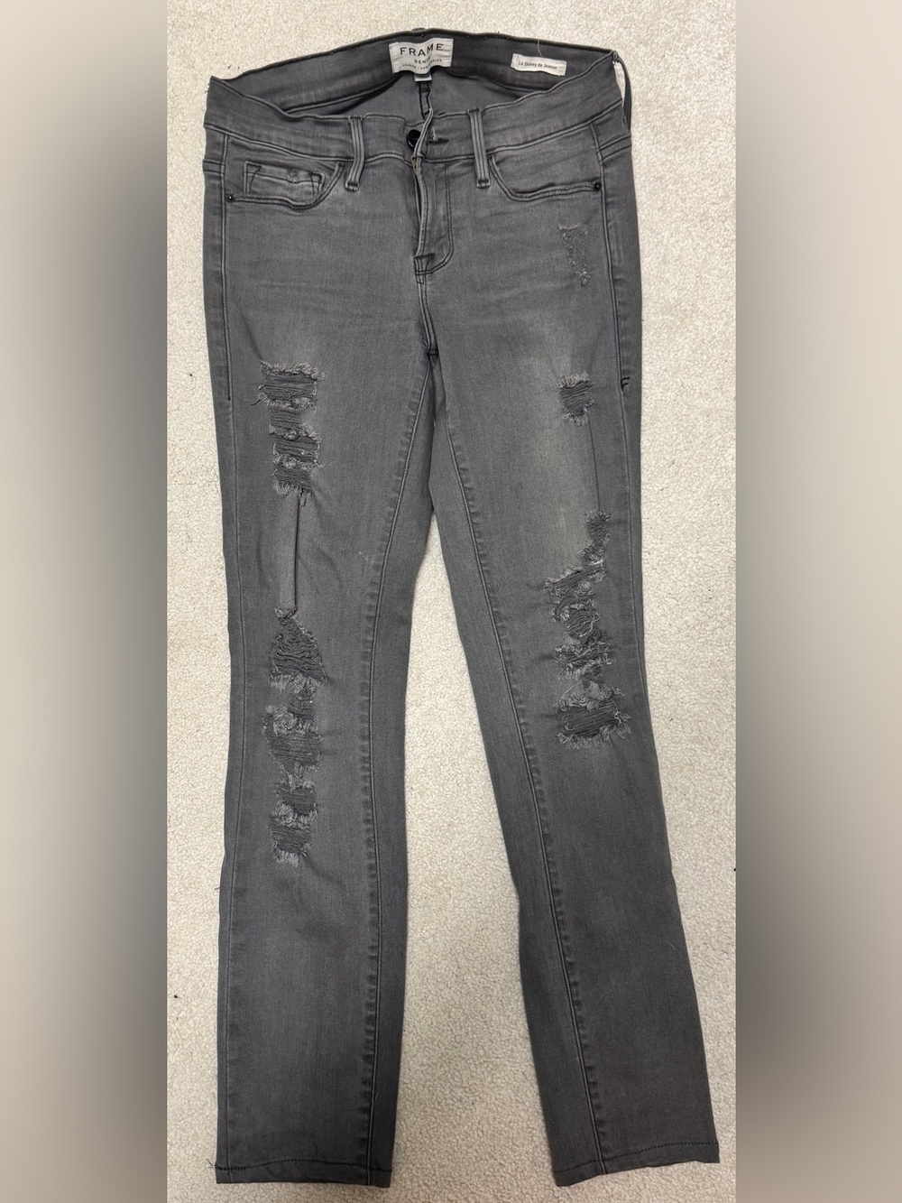 Frame Le Skinny de Jeanne (cropped to 25” inseam) Gray Distressed Size 26